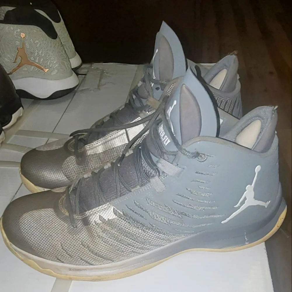 JORDAN BUNDLE🤍 2 PAIRS JORDANS FLIGHT SPEED and SUPER FLY🤍 - Picture 3 of 16